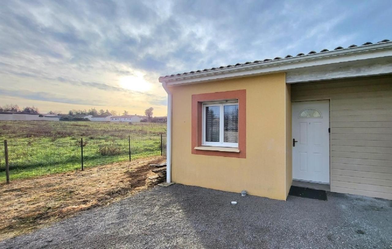 Logement Thermale Et De Tourisme Les Acacias 6 Jonzac Zewnętrze zdjęcie